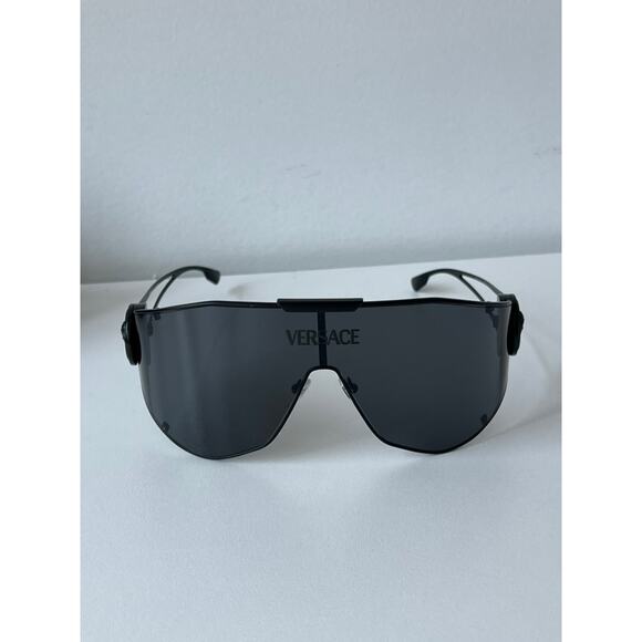 NEW SEASON Versace VE2268 Oversized Shield Sunglasses Black - Picture 5 of 11